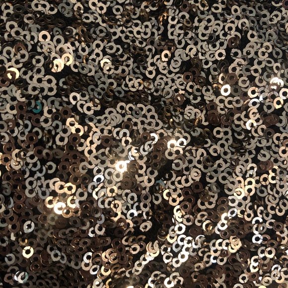 Gorgeous black and gold sequin dress - Picture 4 of 5